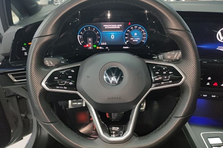 Used Volkswagen Golf 2023 Facelift 280TSI DSG R-Line Lite Steering Wheel
