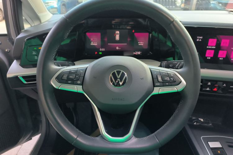 Used Volkswagen Golf 2023 Facelift 280TSI DSG Pro Steering Wheel