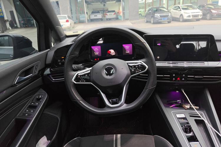 Used Volkswagen Golf 2023 280TSI DSG R-Line Lite Steering Wheel