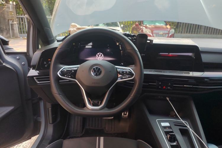 Used Volkswagen Golf 2023 Facelift 280TSI DSG R-Line Lite Steering Wheel