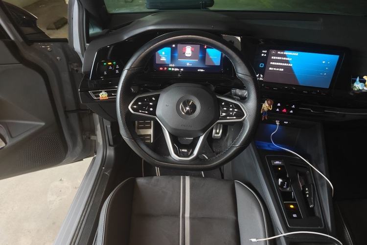Used Volkswagen Golf 2023 280TSI DSG R-Line Lite Steering Wheel