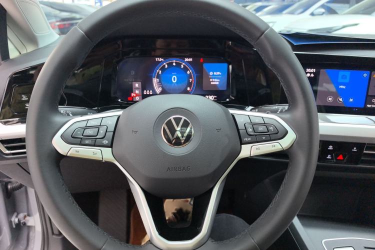 Used Volkswagen Golf 2023 280TSI DSG Pro Steering Wheel