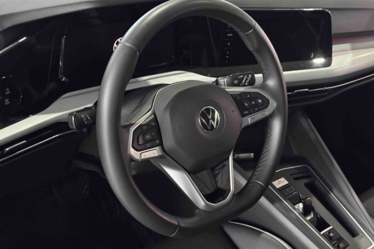 Used Volkswagen Golf 2023 Facelift 280TSI DSG Pro Steering Wheel