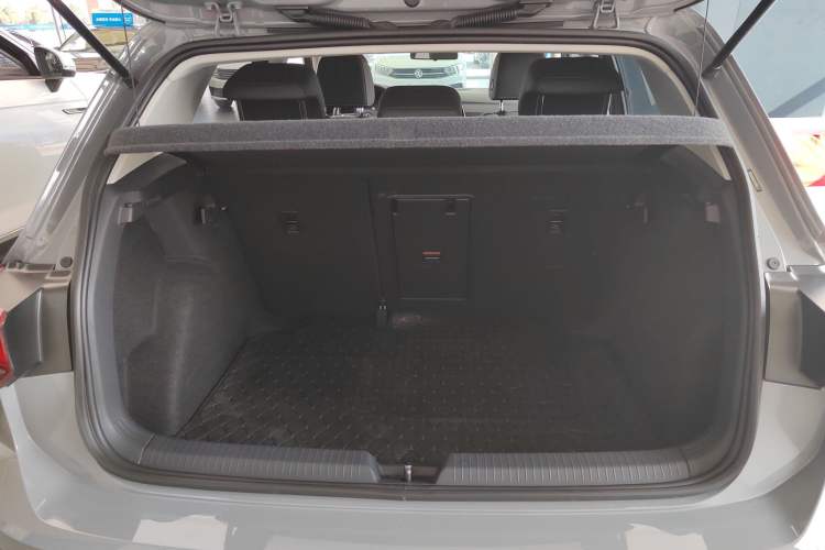 Used Volkswagen Golf 2023 Facelift 280TSI DSG Pro Trunk