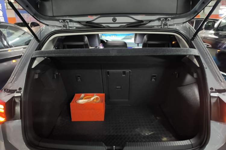 Used Volkswagen Golf 2023 Facelift 280TSI DSG Pro Trunk