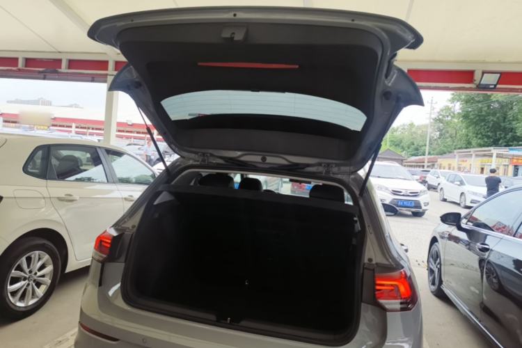 Used Volkswagen Golf 2023 Facelift 280TSI DSG Pro Trunk