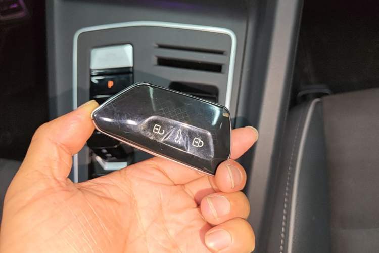 Used Volkswagen Golf 2023 Facelift 280TSI DSG R-Line Vehicle Key