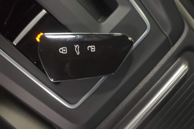 Used Volkswagen Golf 2023 Facelift 280TSI DSG Pro Vehicle Key