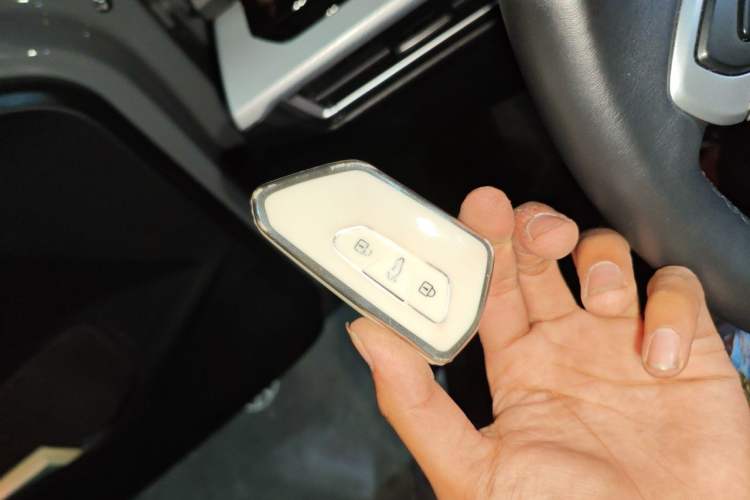 Used Volkswagen Golf 2023 Facelift 280TSI DSG Pro Vehicle Key