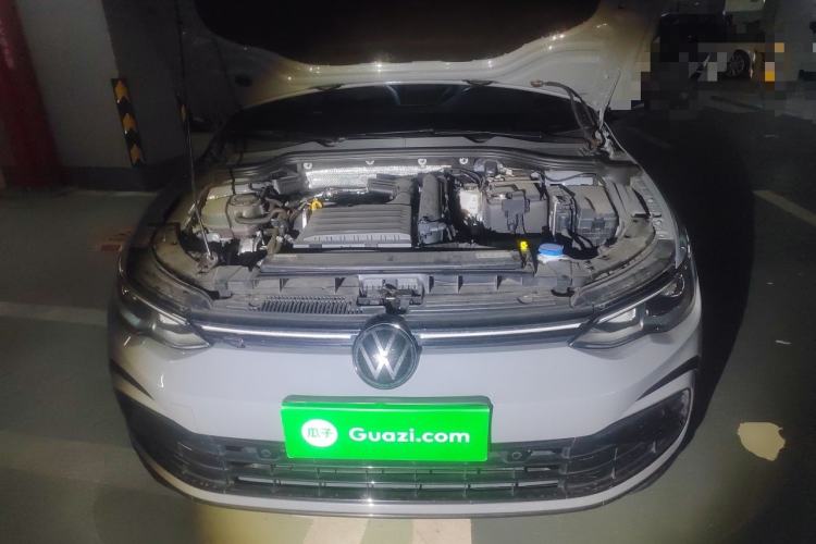 Used Volkswagen Golf 2023 Facelift 280TSI DSG R-Line Engine Bay