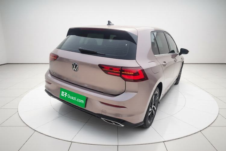 Used Volkswagen Golf 2023 Facelift 280TSI DSG R-Line Lite Rear Right 45 Deg