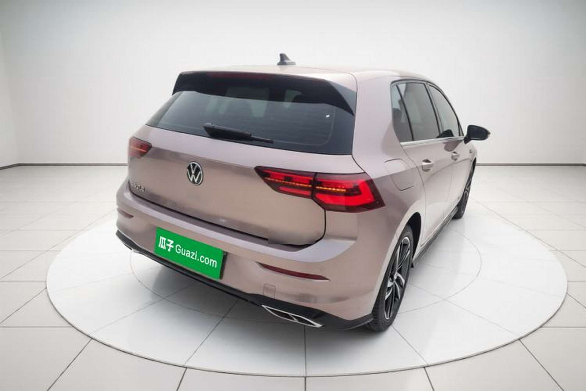 Used Volkswagen Golf 2023 Facelift 280TSI DSG R-Line Lite Rear Right 45 Deg