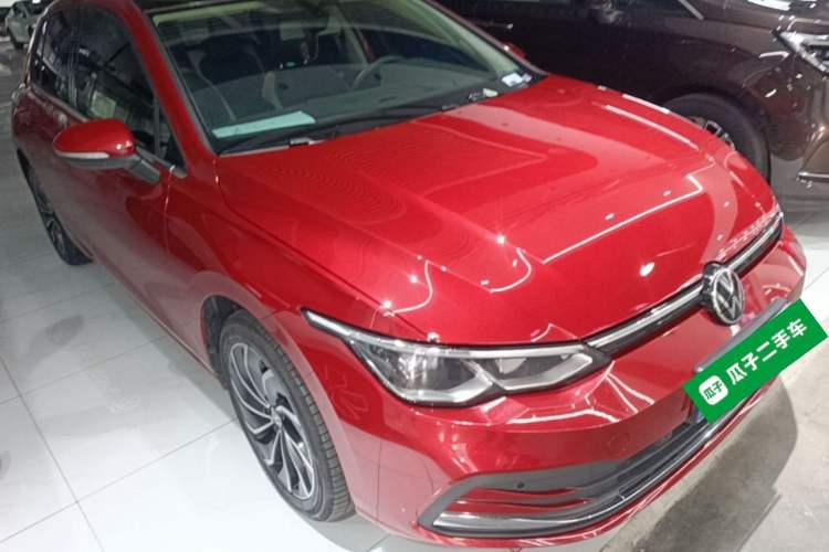 Used Volkswagen Golf 2023 Facelift 280TSI DSG Pro Front Right 45 Deg
