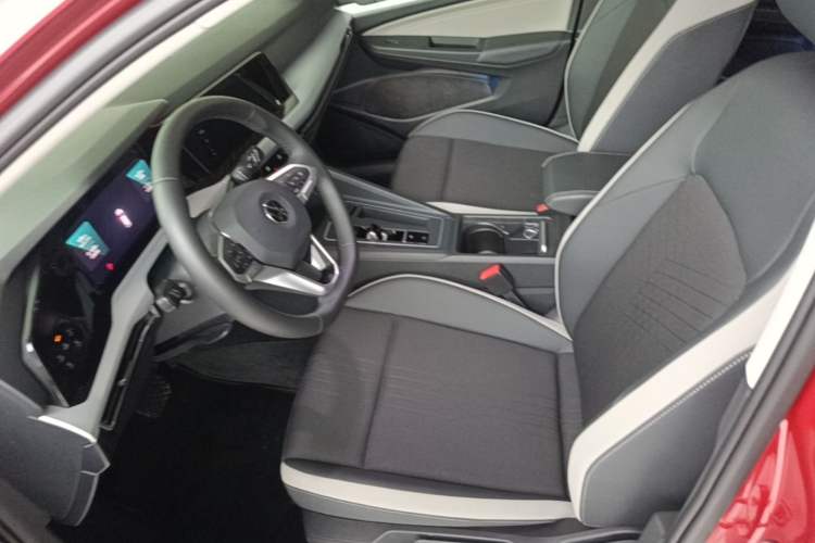 Used Volkswagen Golf 2023 Facelift 280TSI DSG Pro Left Front Seat