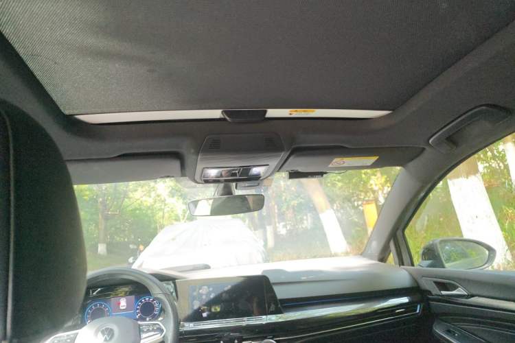 Used Volkswagen Golf 2023 280TSI DSG R-Line Lite Headliner
