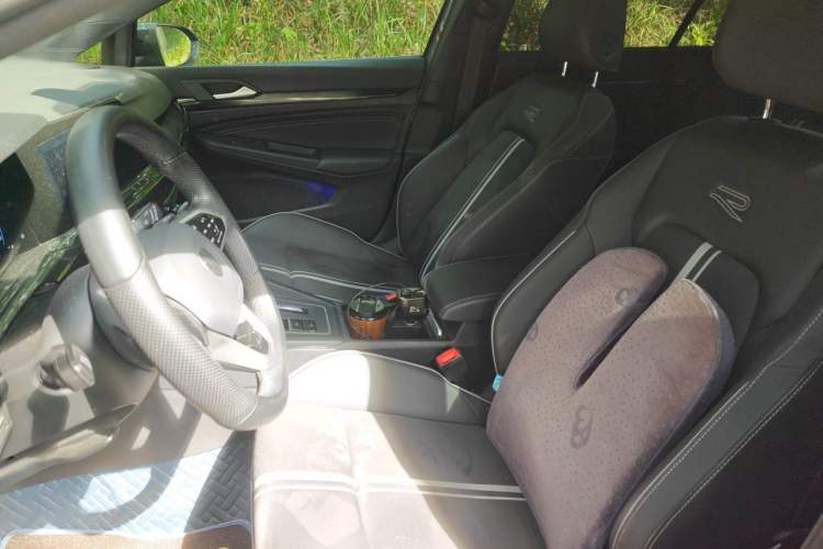 Used Volkswagen Golf 2023 280TSI DSG R-Line Lite Left Front Seat