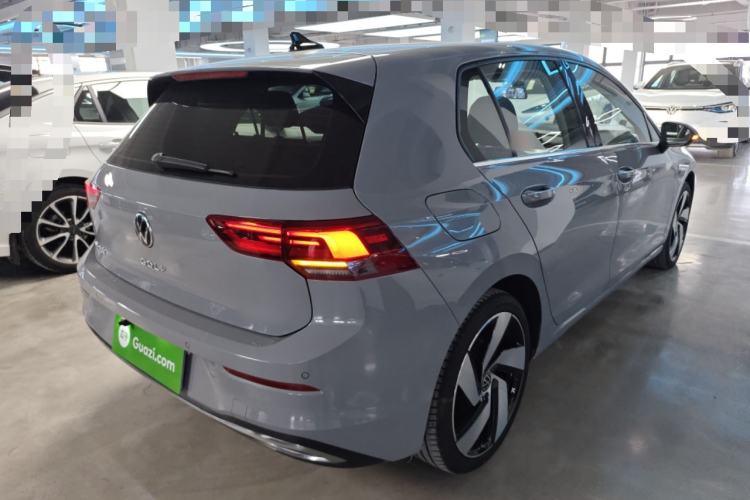 Used Volkswagen Golf 2023 280TSI DSG Pro Rear Right 45 Deg