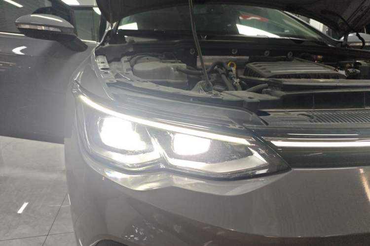 Used Volkswagen Golf 2023 Facelift 280TSI DSG Pro Right Front Headlight