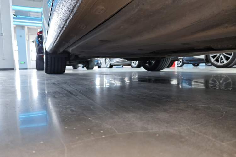 Used Volkswagen Golf 2023 280TSI DSG Pro Right Side Sill