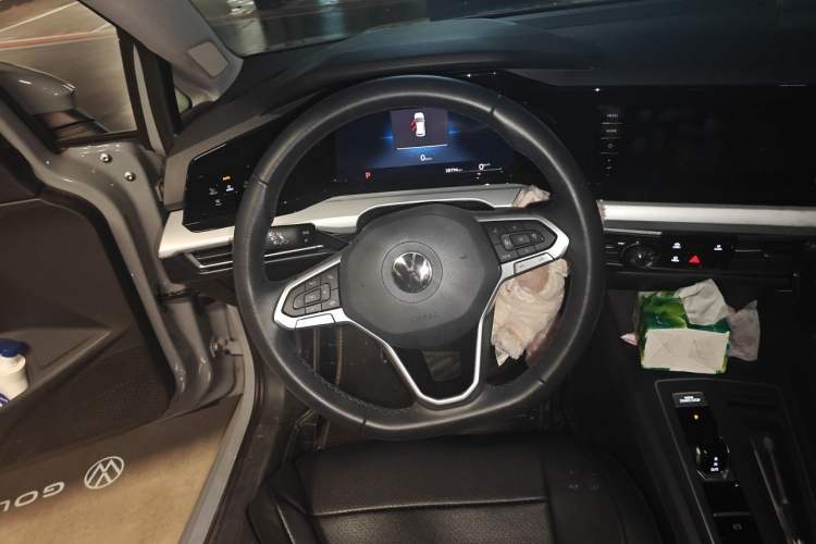 Used Volkswagen Golf 2023 Facelift 280TSI DSG Pro Steering Wheel
