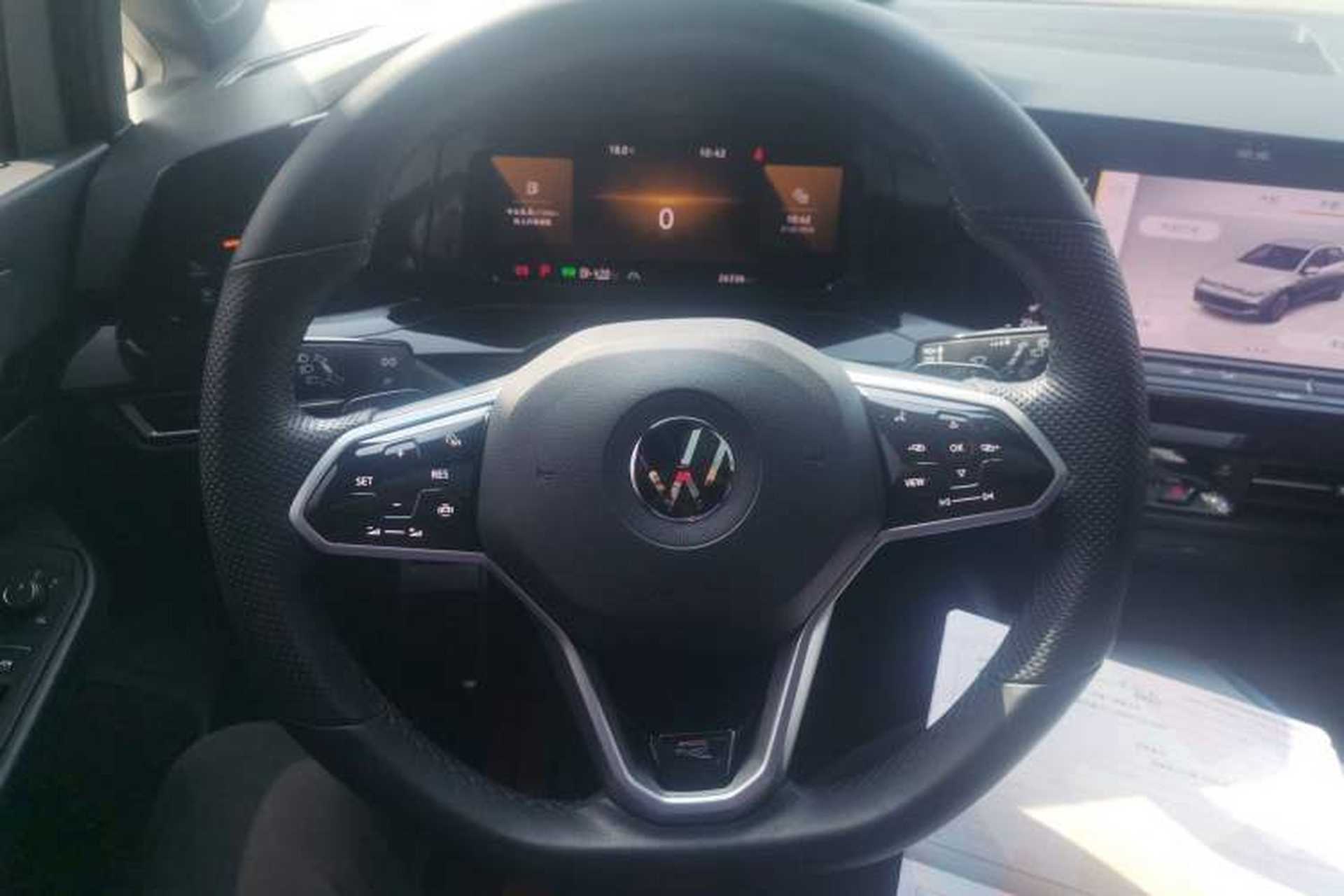 Used Volkswagen Golf 2023 Facelift 280TSI DSG R-Line Lite Steering Wheel