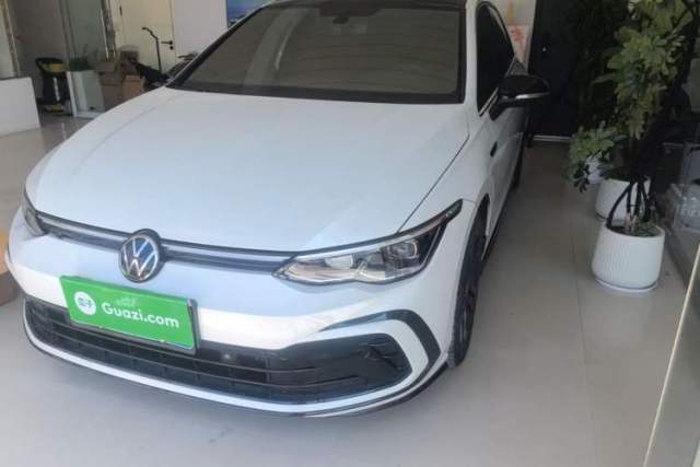 Volkswagen Golf 2023 Facelift 280TSI DSG R-Line Lite usado