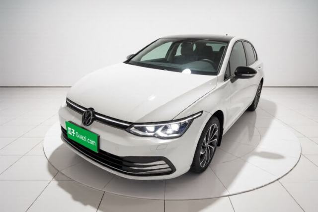 Volkswagen Golf 2023 280TSI DSG Pro с пробегом