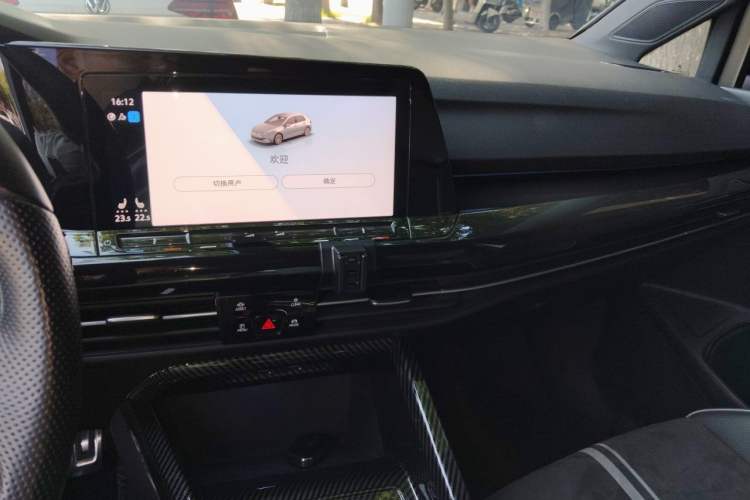 Used Volkswagen Golf 2023 280TSI DSG R-Line Lite Audio And AC Panel