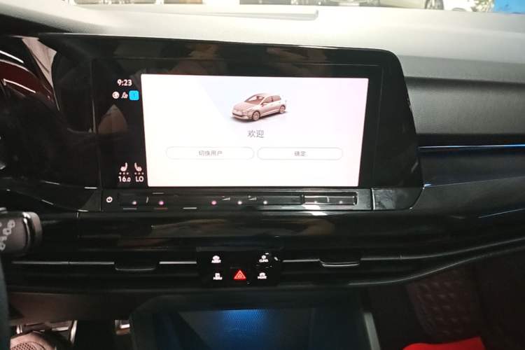 Used Volkswagen Golf 2023 280TSI DSG R-Line Lite Audio And AC Panel