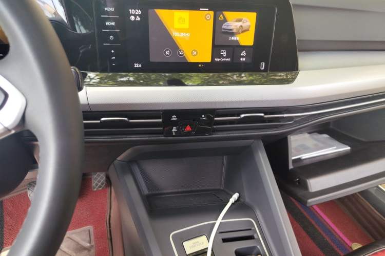 Used Volkswagen Golf 2023 Facelift 280TSI DSG Pro Audio And AC Panel