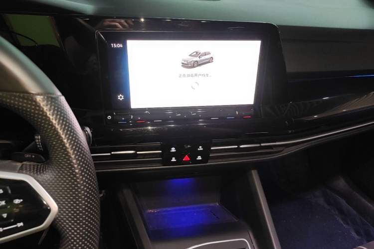 Used Volkswagen Golf 2023 Facelift 280TSI DSG R-Line Lite Audio And AC Panel