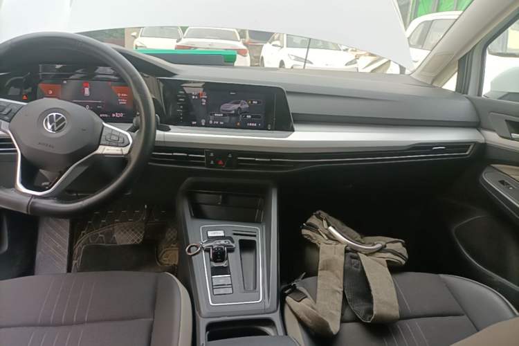 Used Volkswagen Golf 2023 280TSI DSG Pro Audio And AC Panel