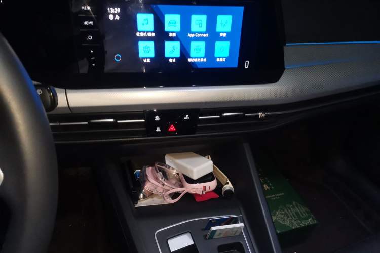 Used Volkswagen Golf 2023 Facelift 280TSI DSG Pro Audio And AC Panel