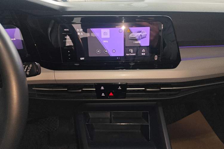 Used Volkswagen Golf 2023 280TSI DSG Pro Audio And AC Panel