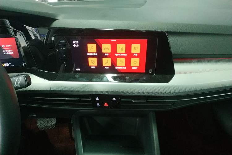Used Volkswagen Golf 2023 280TSI DSG Pro Audio And AC Panel