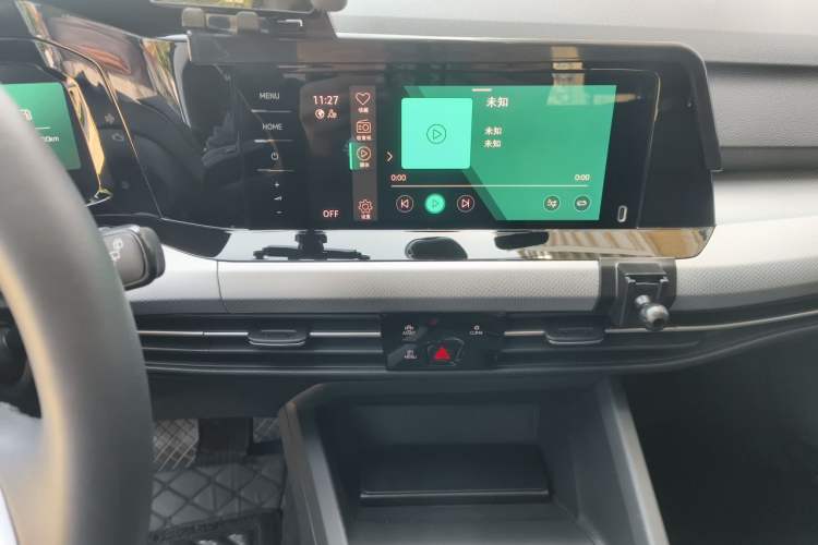 Used Volkswagen Golf 2023 Facelift 280TSI DSG Pro Audio And AC Panel