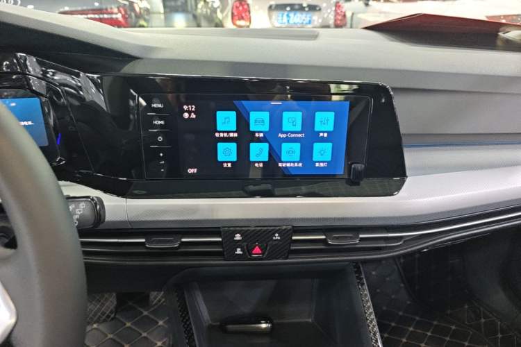 Used Volkswagen Golf 2023 Facelift 280TSI DSG Pro Audio And AC Panel