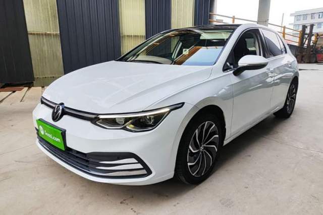 Ojetý Volkswagen Golf 2023 280TSI DSG Pro