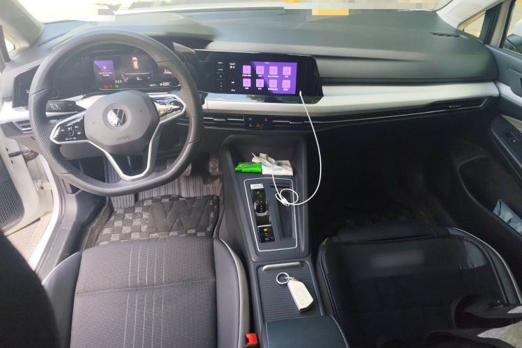 Used Volkswagen Golf 2023 280TSI DSG Pro 20th Anniversary Edition Center Console