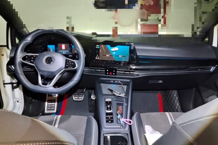 Used Volkswagen Golf 2023 280TSI DSG R-Line Lite Center Console