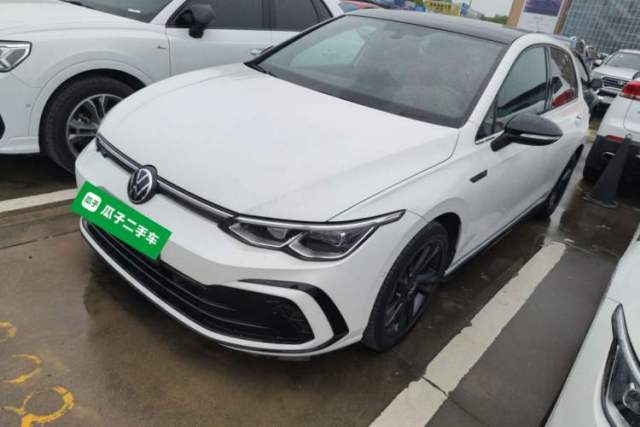 Ojetý Volkswagen Golf 2023 280TSI DSG R-Line Lite