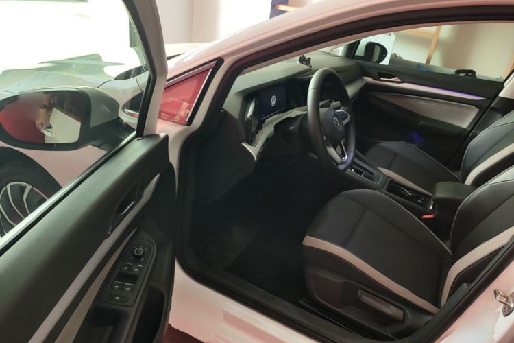Used Volkswagen Golf 2023 Facelift 280TSI DSG Pro Driver Seat