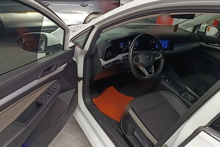Used Volkswagen Golf 2023 Facelift 280TSI DSG Pro Driver Seat