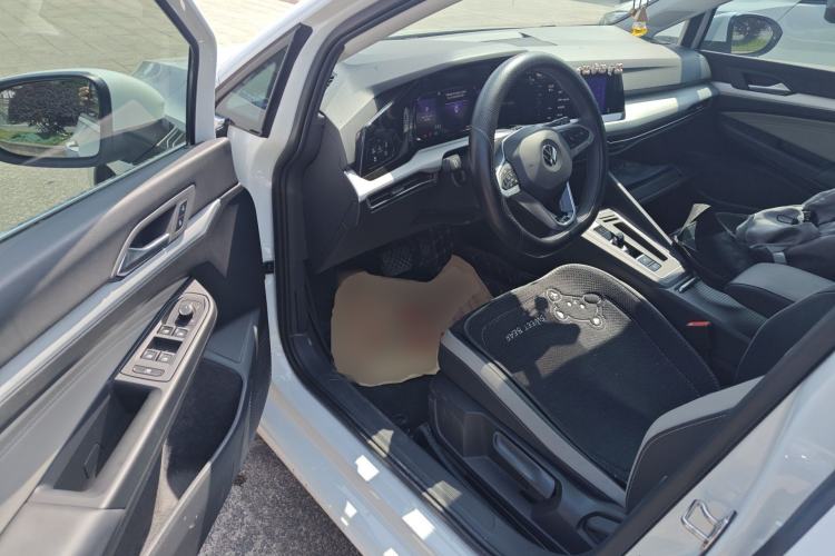 Used Volkswagen Golf 2023 Facelift 280TSI DSG Pro Driver Seat