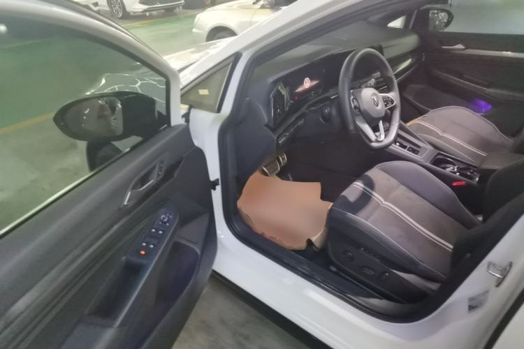 Used Volkswagen Golf 2023 Facelift 280TSI DSG R-Line Lite Driver Seat