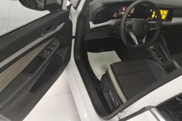Used Volkswagen Golf 2023 Facelift 280TSI DSG Pro Driver Seat