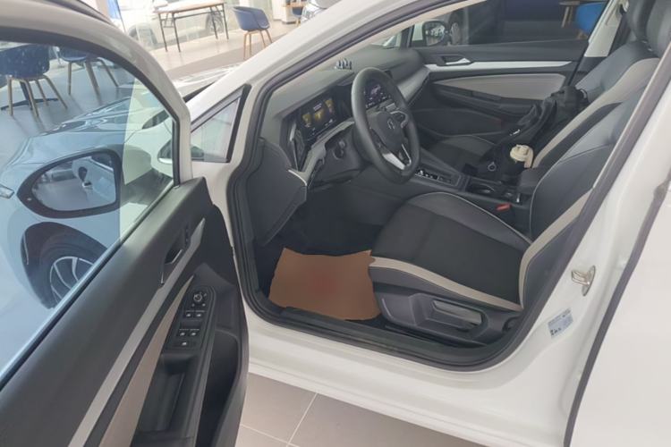 Used Volkswagen Golf 2023 Facelift 280TSI DSG Pro Driver Seat