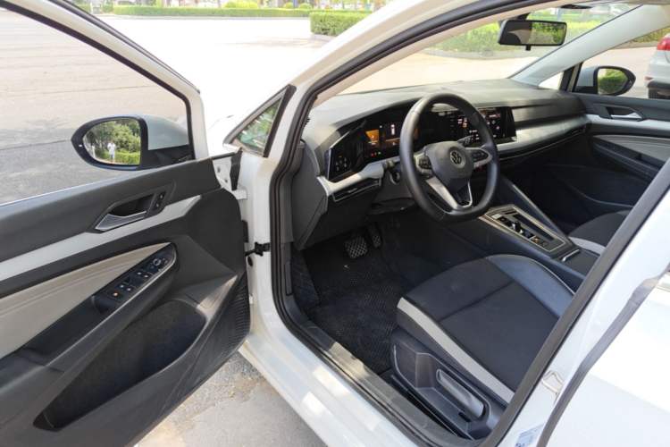Used Volkswagen Golf 2023 Facelift 280TSI DSG Pro Driver Seat