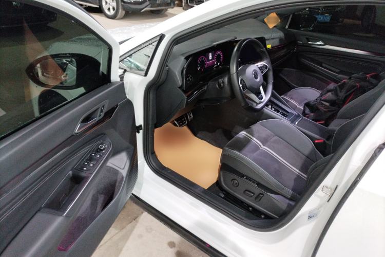 Used Volkswagen Golf 2023 Facelift 280TSI DSG R-Line Lite Driver Seat