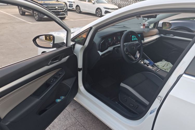 Used Volkswagen Golf 2023 Facelift 280TSI DSG Pro Driver Seat